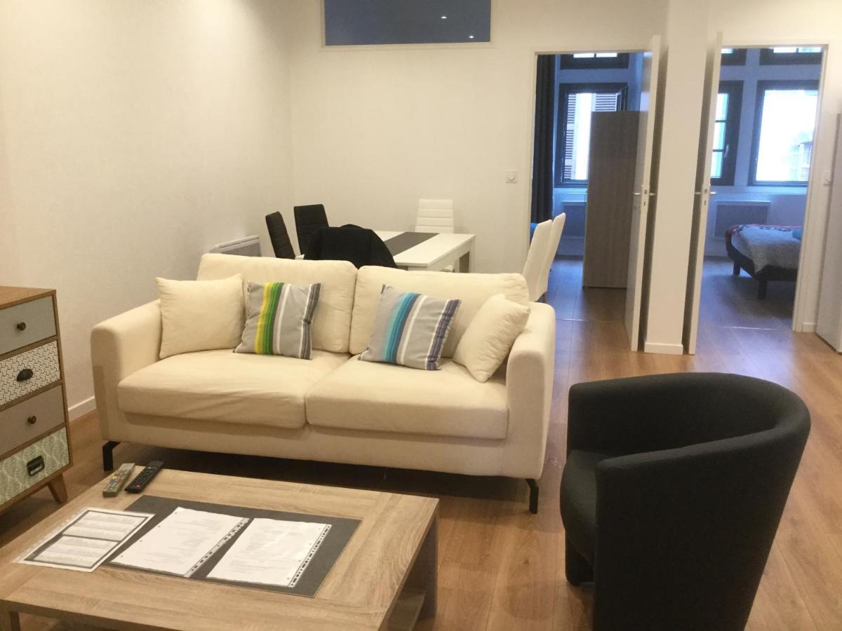 3 Chambres En Lit Double, 6 Personnes, Dans Appartement Entierement Renove, 70 M2 , Wifi,Climatisation, Tres Calme , Tout Equipe,Lit Bebe Clermont-Ferrand Exterior foto